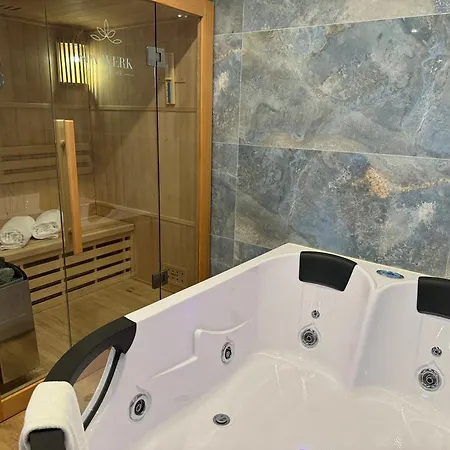 Goldener Stern فندق