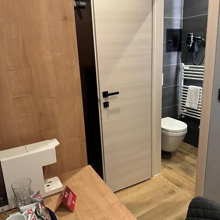 Goldener Stern جوسلار