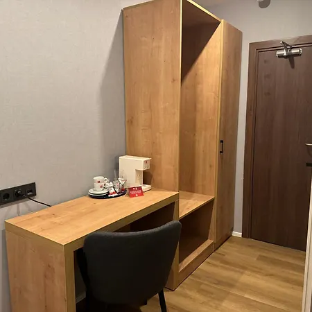 Goldener Stern فندق جوسلار