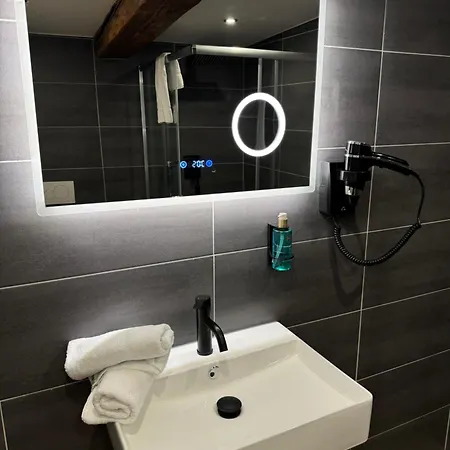 فندق Goldener Stern جوسلار