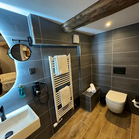 Hotel Goldener Stern 2*